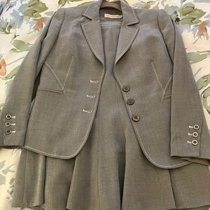 Classic women's suit